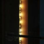 扉内部にはLED電球が内蔵