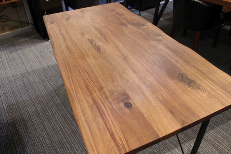 90✕54 ローテーブル　無垢材　木ウォールナット　アンティーク　インダストリー
