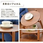 フレームに2枚の円形トレーを乗せたような目を惹くデザイン