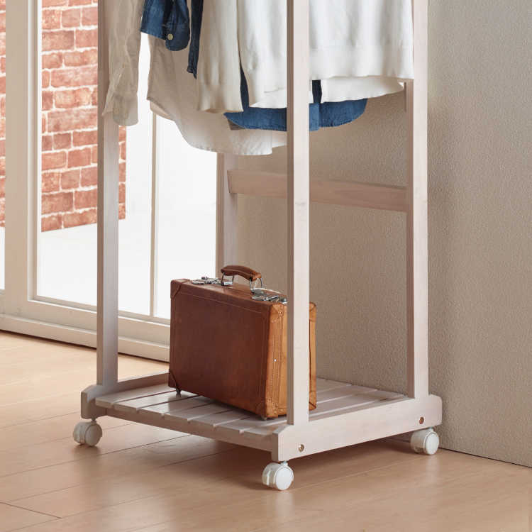 WR-1447 幅69cm・天然木ラバーウッド製・カントリー調ハンガーラック