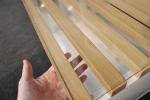 天然木タモ突板とクリアーなガラスを組み合わせた人気の格子デザイン
