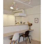 天井に光がふんわりと拡散してくれる