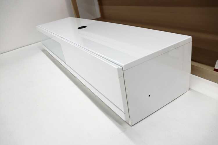 【良品】ホワイト テレビボード／ローボード 日本製テレビ台(幅180cm) 収納付きテレビボード ホワイト モダンな