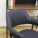 高級感のあるグレーを採用