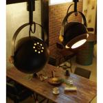 シェードの裏側