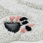 合成レザーで肉球