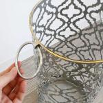 移動時に便利な取っ手付き