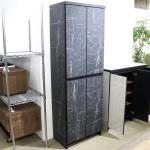 手触りはマットな質感