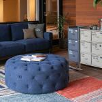 カジュアルなブルー