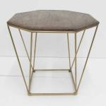 八角形のフォルムがユニーク