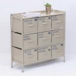 天板のフチに約2.5cmの高さ