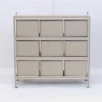 収納は3段×3列で9杯の引き出し