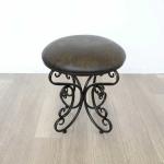 カラーはシックなブラックで統一