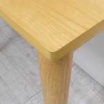 天板の四隅は丸みのあるデザイン