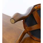 フェルトが貼られている