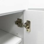 扉はスライドヒンジを採用