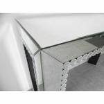 インパクト抜群