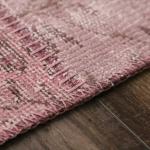 ラグの端まで丁寧に縫製