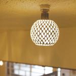 点灯時はガラスパーツが煌く