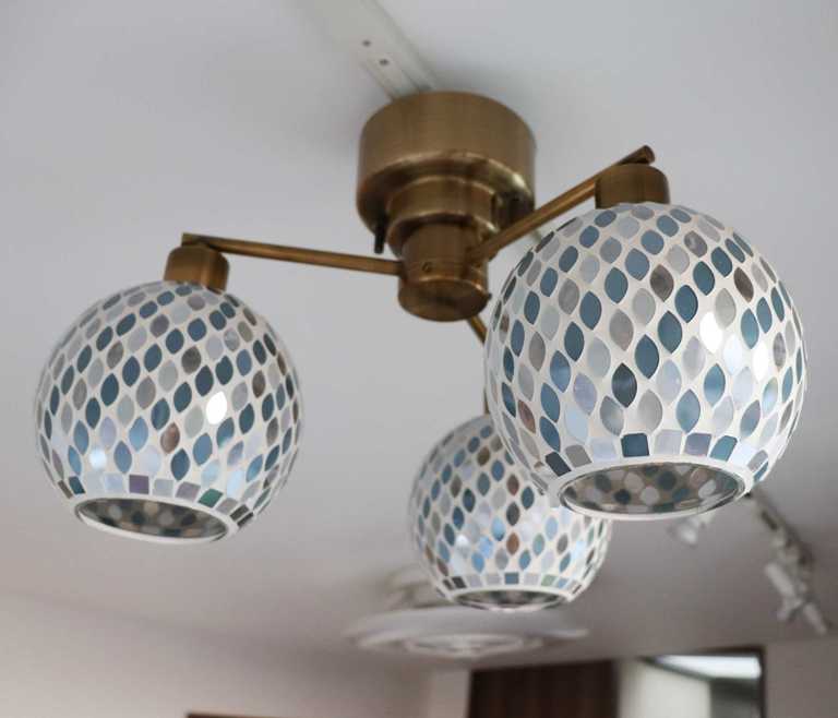 LT-4739 一人暮らしおすすめモザイクガラスのシーリングライト3灯