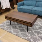 魅力が詰まった珠玉のリビングテーブル