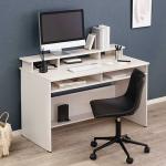 明るくトーンアップしてくれるホワイト