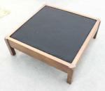 座クッションと木製フレーム