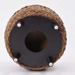 脚は天然木を採用