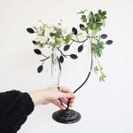 0.8kgと軽量で持ち運びも簡単