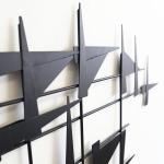 素材は頑丈で耐急性の高いアイアン