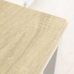 凹凸のあるアンティークな天板