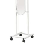 4つのキャスターで移動が楽々