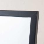 重厚感のあるマットなフレーム