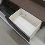 引き出しを設けている