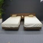 ベッドフレームを2台購入