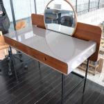 ミラーは簡単に取り外せます