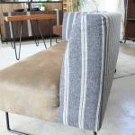 落ち着いたグレー色