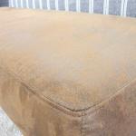 ブラウン色の座面