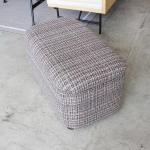 角を落とした丸みのあるデザイン