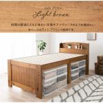 ライトブラウン色