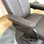 支えにもなる肘掛け突き