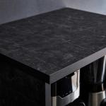 モダンな石目柄のブラックカラー