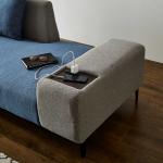 2口の電源コンセント付きミニテーブル