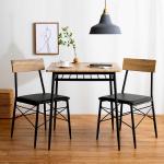 やや厚みのある物も収納ができる