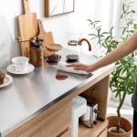 サッと拭き取るだけとお手入れ簡単