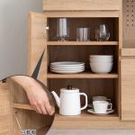 片開きの扉収納