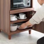 内部には棚板が1枚付属