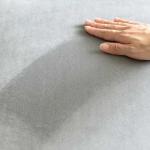 身体が直接触れる張地