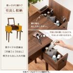 出し入れしやすい両サイドの収納