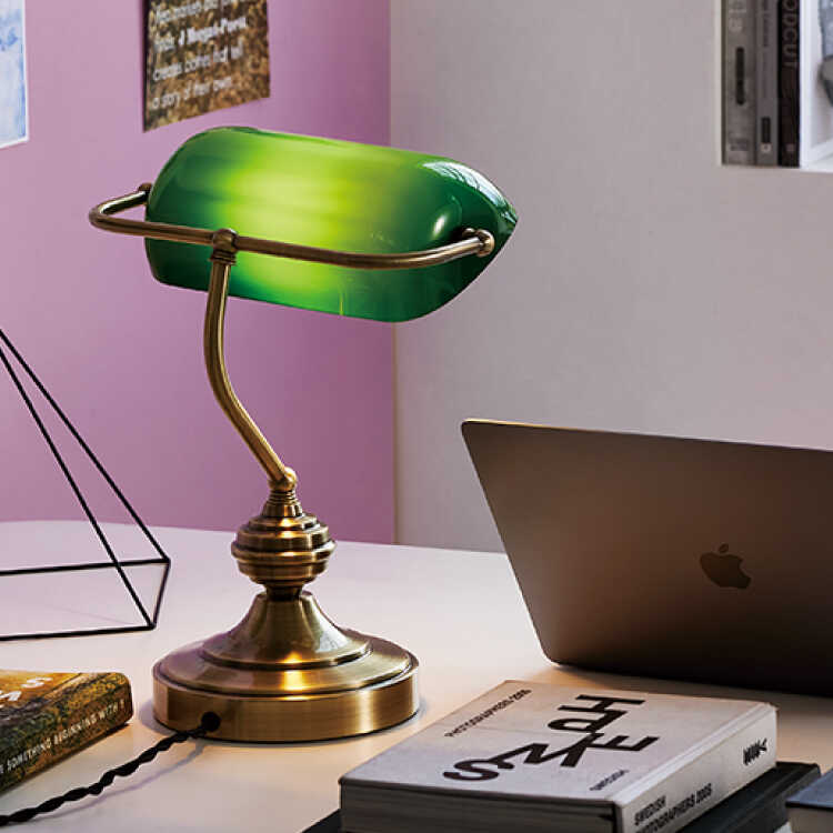 カープ　卓上型ライト 楽天市場】「送料無料」デスクライトLED 子供 岩塩ランプ 卓上ライト